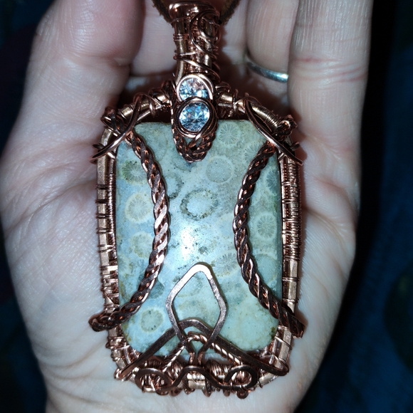 Coral Fossil Jasper Necklace - Picture 9 of 11